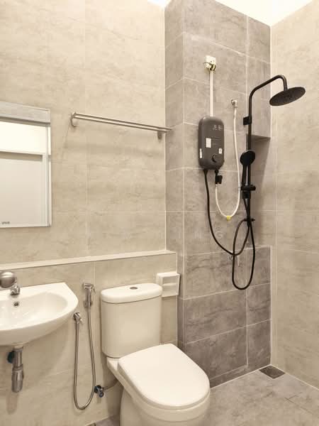 Rumah Bandar untuk Disewa di Klang (Selangor) - Kim Ling - Bathroom 2 - PropertyGuru.com.my