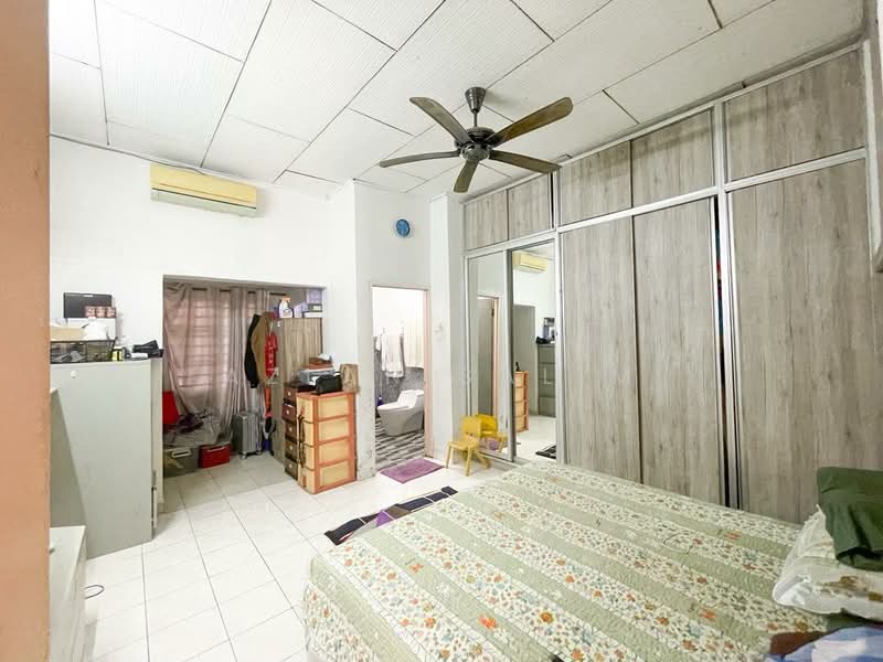 Rumah Teres 2 Tingkat untuk Dijual di Taman Bukit Chedang (Seremban) - Azlan Salim - PropertyGuru.com.my