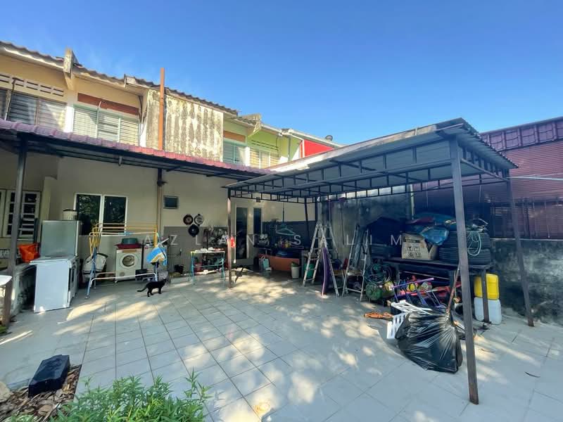 Rumah Teres 2 Tingkat untuk Dijual di Taman Bukit Chedang (Seremban) - Azlan Salim - PropertyGuru.com.my