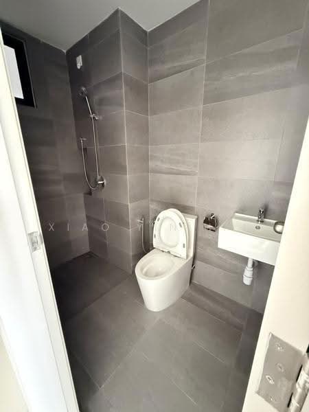 Kondominium untuk Dijual di Nestree Residence - Xiao Yin Han - Bathroom - PropertyGuru.com.my