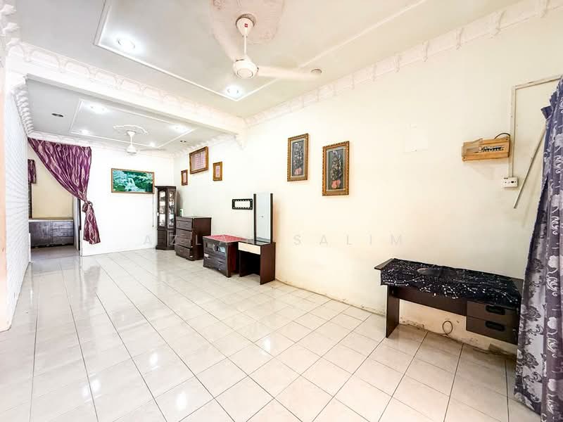 Rumah Teres 1 Tingkat untuk Dijual di Taman Bukit Chedang (Seremban) - Azlan Salim - PropertyGuru.com.my