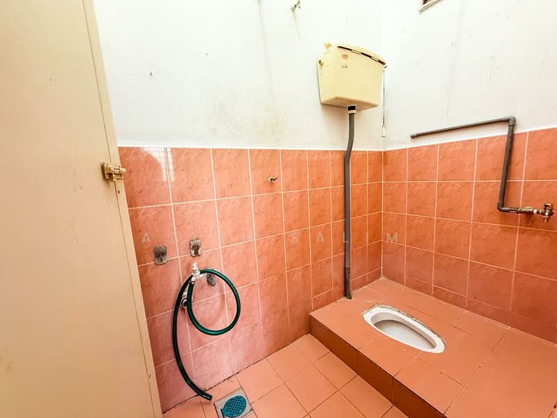 Rumah Teres 1 Tingkat untuk Dijual di Taman Bukit Chedang (Seremban) - Azlan Salim - PropertyGuru.com.my