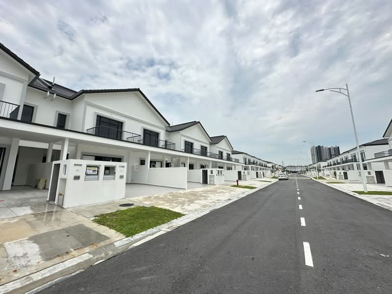 Cluster House for Sale in Eco Botanic (Iskandar Puteri (Nusajaya)) - Sherrly Sow - Exterior - PropertyGuru.com.my