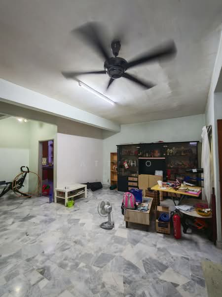 Rumah Teres 2 Tingkat untuk Dijual di Serdang (Seri Kembangan) - Matt Ho - PropertyGuru.com.my