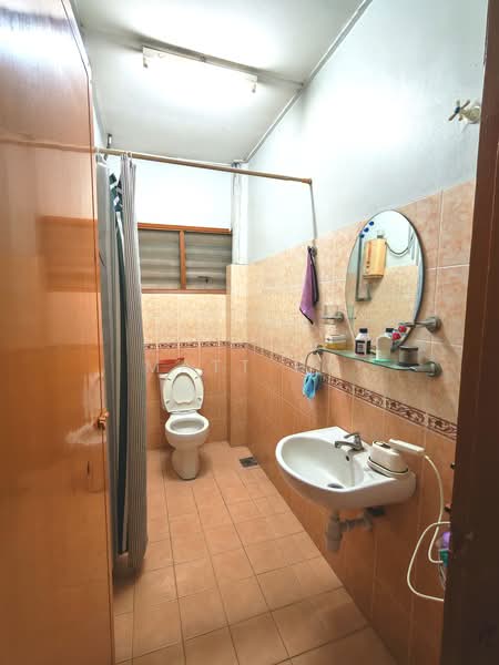 Rumah Teres 2 Tingkat untuk Dijual di Serdang (Seri Kembangan) - Matt Ho - PropertyGuru.com.my