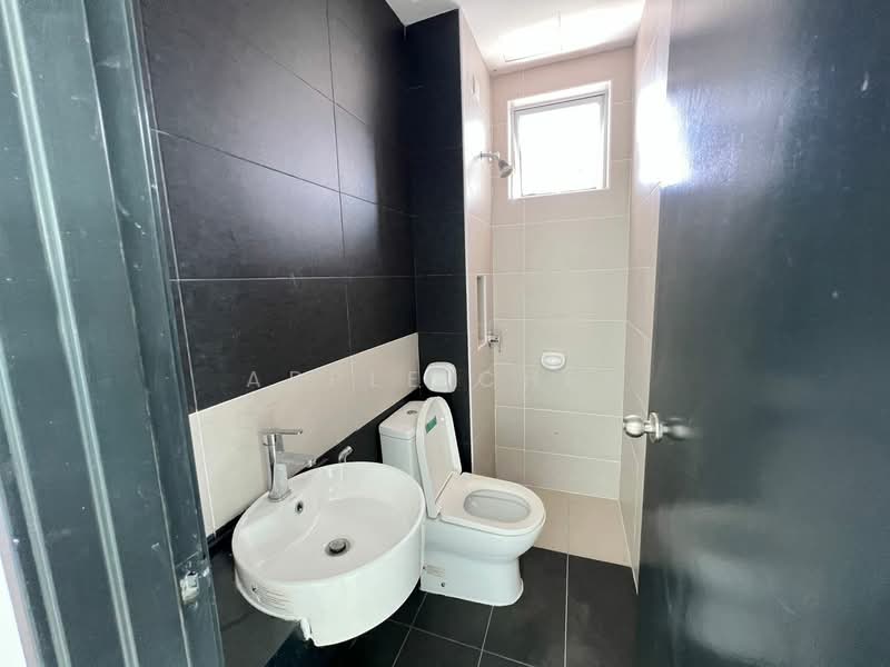 Service Residence for Sale at Vida Heights - Apple Chey - Bathroom - PropertyGuru.com.my