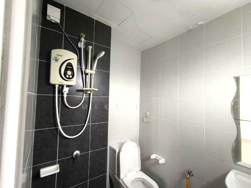 Pangsapuri untuk Disewa di D'Cerrum Apartment - Mike Lim - Bathroom - PropertyGuru.com.my