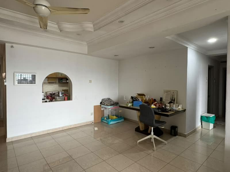 Kondominium untuk Dijual di Vista Komanwel A - Alex Lew - Living Room - PropertyGuru.com.my