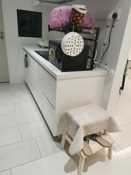 Service Residence for Sale at Skyluxe On The Park Bukit Jalil - Hannah Han - Kitchen - PropertyGuru.com.my