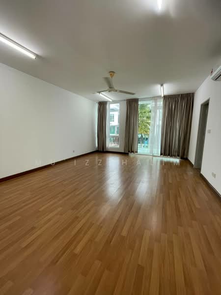 2-storey Terraced House for Rent in Cyberjaya (Selangor) - Mu'izz Halim - Living Room - PropertyGuru.com.my