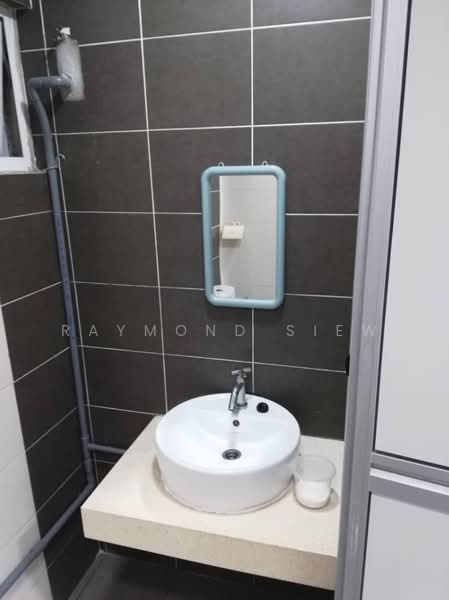 Condominium for Sale at First Residence (Residensi Unggul) - Raymond Siew - Bathroom - PropertyGuru.com.my