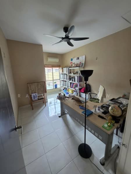 Semi-Detached House for Sale in Sutera Damansara (Damansara Damai) - Raymond Siew - Study - PropertyGuru.com.my