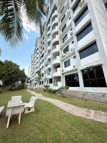 Condominium for Sale at Vistaria Condominium - Darren Lye - PropertyGuru.com.my