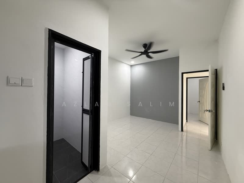 1-storey Terraced House for Sale in Taman Panchor Jaya (Paroi) - Azlan Salim - PropertyGuru.com.my