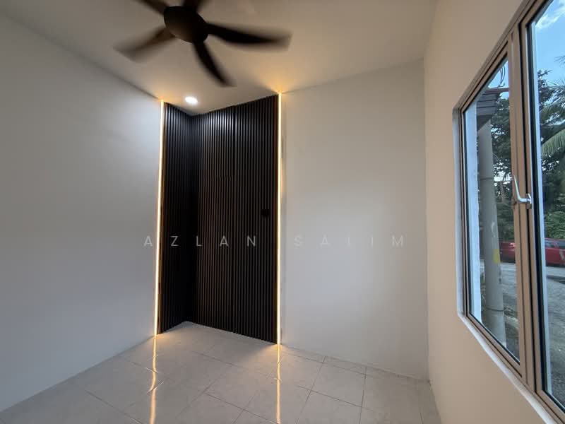 1-storey Terraced House for Sale in Taman Panchor Jaya (Paroi) - Azlan Salim - PropertyGuru.com.my