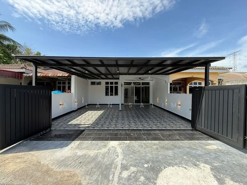 1-storey Terraced House for Sale in Taman Panchor Jaya (Paroi) - Azlan Salim - PropertyGuru.com.my