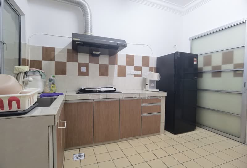 2-storey Terraced House for Rent in Setia Alam (Selangor) - Eve Wong - Kitchen - PropertyGuru.com.my