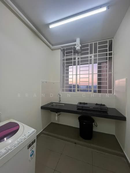Service Residence for Sale at Platinum Lake PV 21 - Brandon Chin - Kitchen - PropertyGuru.com.my