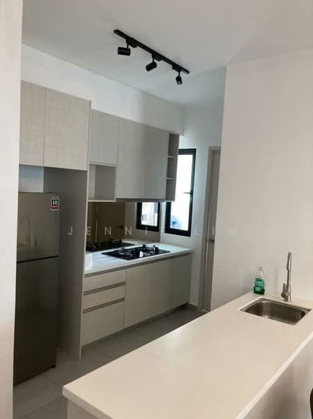 Service Residence for Sale at D'sands Residence - Jennie Lim - Kitchen - PropertyGuru.com.my