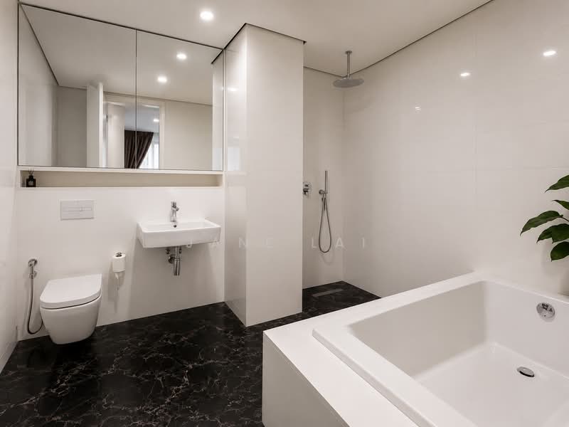 Servis Apartment untuk Disewa di Arcoris Residences - Jane Lai - Bathroom - PropertyGuru.com.my