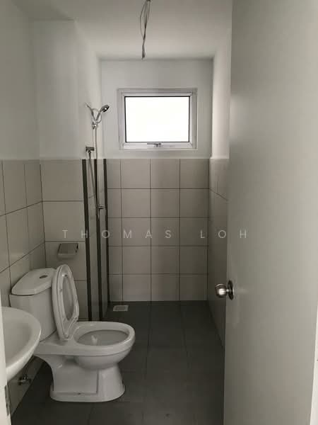 Pangsapuri untuk Disewa di Jalilmas - Thomas Loh - Bathroom - PropertyGuru.com.my