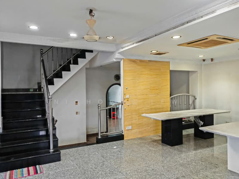 Rumah Teres 2 Tingkat untuk Dijual di Serdang (Seri Kembangan) - Nicholas Lew - Interior - PropertyGuru.com.my