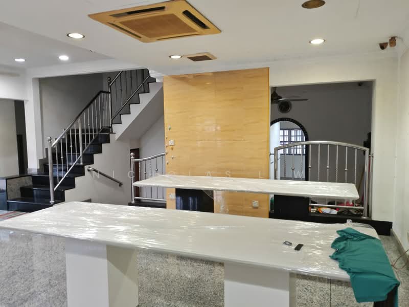 Rumah Teres 2 Tingkat untuk Dijual di Serdang (Seri Kembangan) - Nicholas Lew - Interior - PropertyGuru.com.my