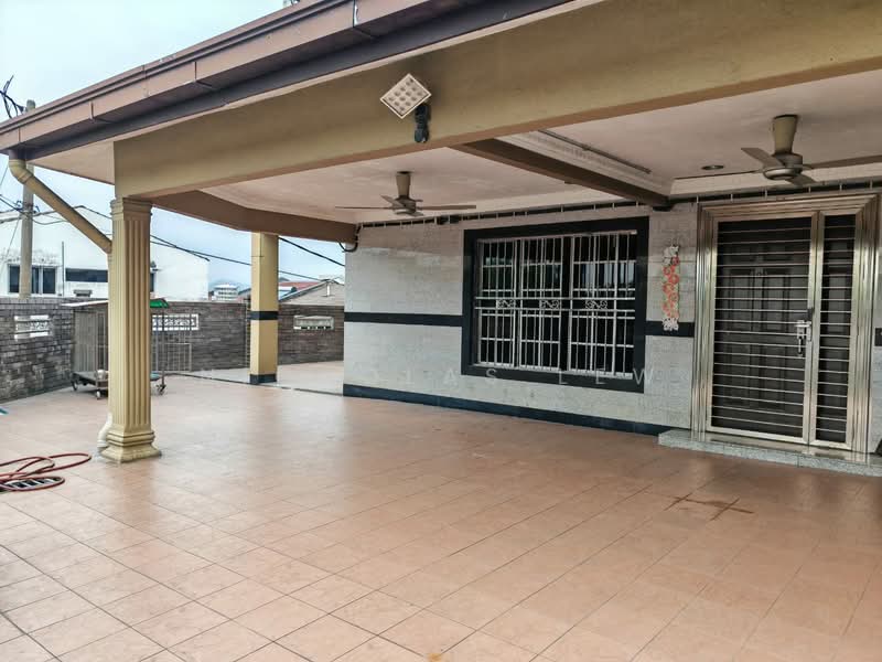 Rumah Teres 2 Tingkat untuk Dijual di Serdang (Seri Kembangan) - Nicholas Lew - PropertyGuru.com.my
