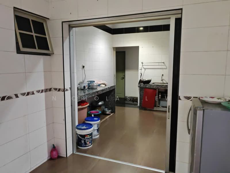 Rumah Teres 2 Tingkat untuk Dijual di Serdang (Seri Kembangan) - Nicholas Lew - PropertyGuru.com.my