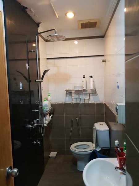 Rumah Teres 2 Tingkat untuk Dijual di Serdang (Seri Kembangan) - Nicholas Lew - PropertyGuru.com.my