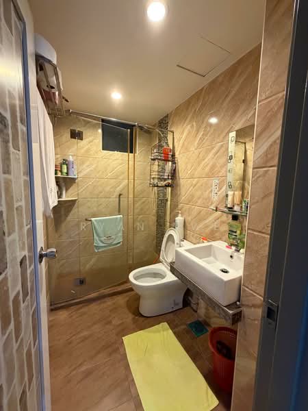 Apartment for Sale at Bougainvilla - Ryan Swe - Bathroom - PropertyGuru.com.my