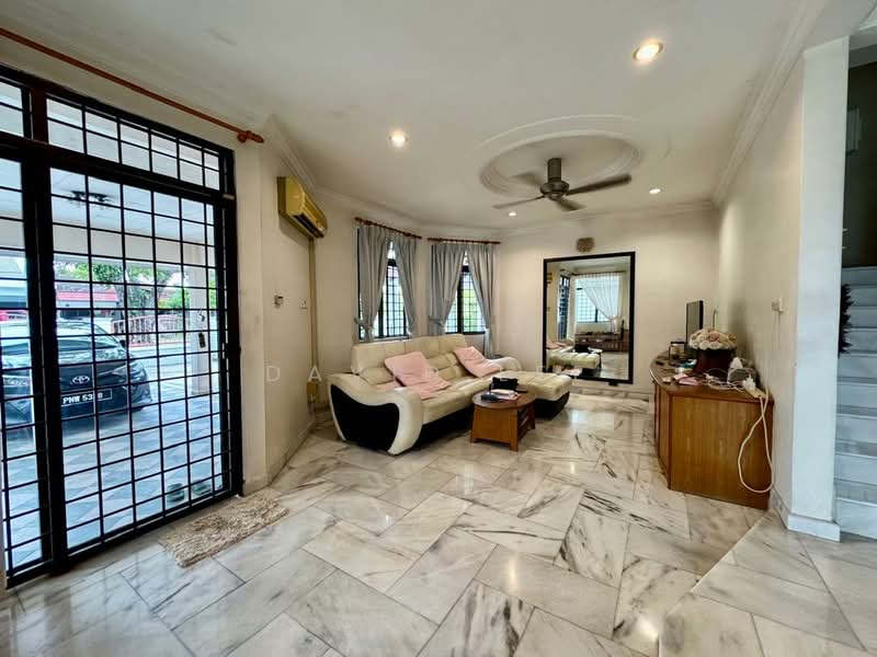 Rumah Berkembar untuk Dijual di Nibong Tebal (Penang) - David Lee - Living Room - PropertyGuru.com.my