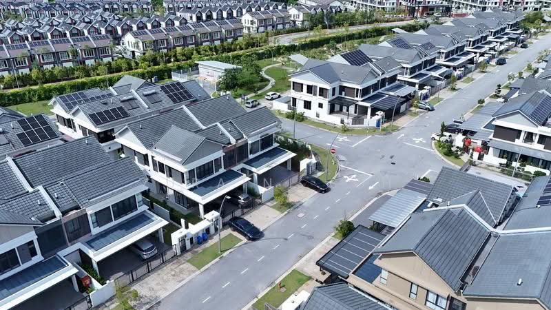 Semi-Detached House for Sale in Elmina (Shah Alam) - Zuraini Soh - Exterior - PropertyGuru.com.my