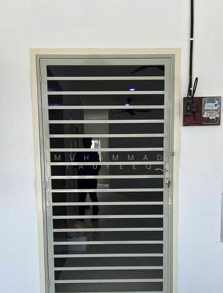 Rumah Teres 1 Tingkat untuk Disewa di Iringan Bayu (Seremban) - Muhammad Taufeeq - Entrance - PropertyGuru.com.my