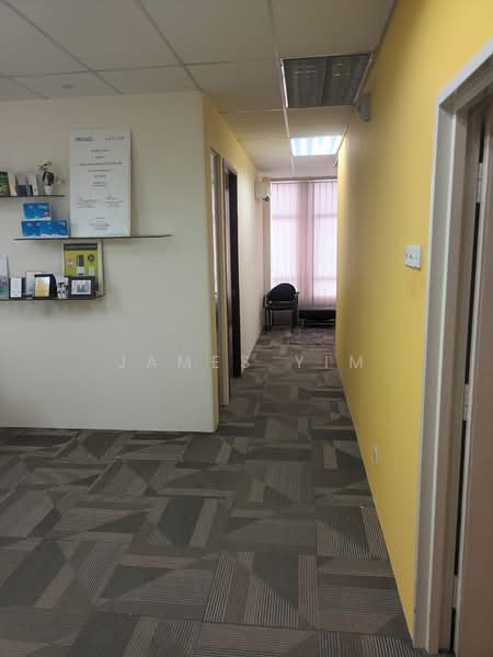 Kedai / Pejabat untuk Dijual di Taman Putra Damai (Ara Damansara) - James Yim - Entrance 1 - PropertyGuru.com.my