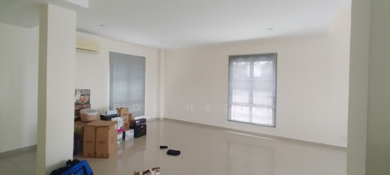 Semi-Detached House for Sale in KL City Centre (Kuala Lumpur) - Doc Hazim - Living Room - PropertyGuru.com.my