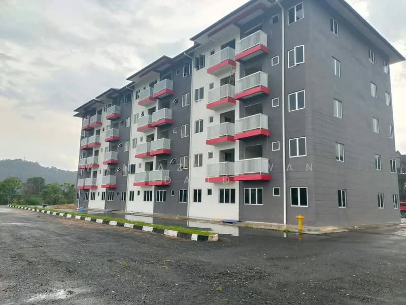 Apartment for Sale at Pangsapuri Impian Langat - Wan Azemi Wan Daud - Exterior - PropertyGuru.com.my