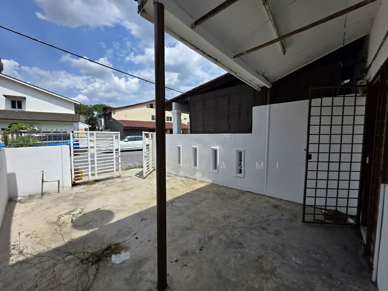 Rumah Teres 2 Tingkat untuk Disewa di Taman Sri Muda (Shah Alam) - Amirah Azmi - PropertyGuru.com.my