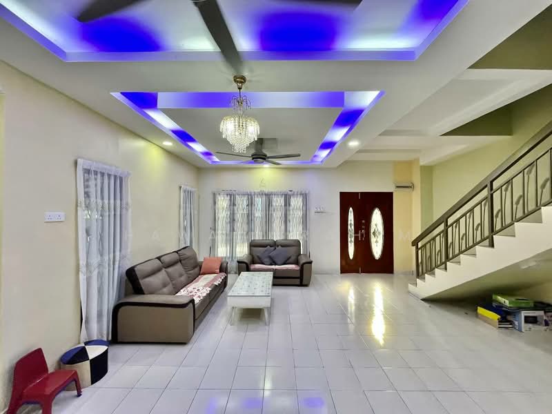 Rumah Teres 2 Tingkat untuk Dijual di Bandar Baru Bangi (Selangor) - Hawa Ibrahim - Living Room - PropertyGuru.com.my