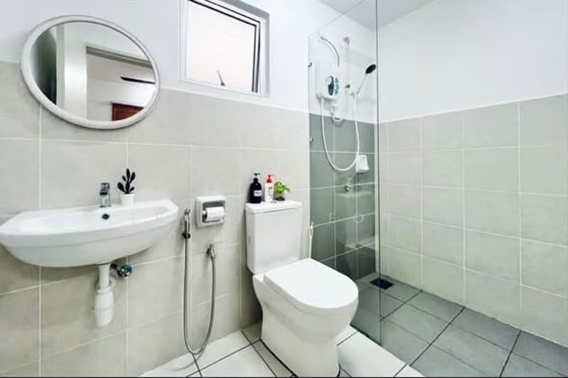 Servis Apartment untuk Disewa di Alanis Residence - Ernest Leong - Bathroom - PropertyGuru.com.my