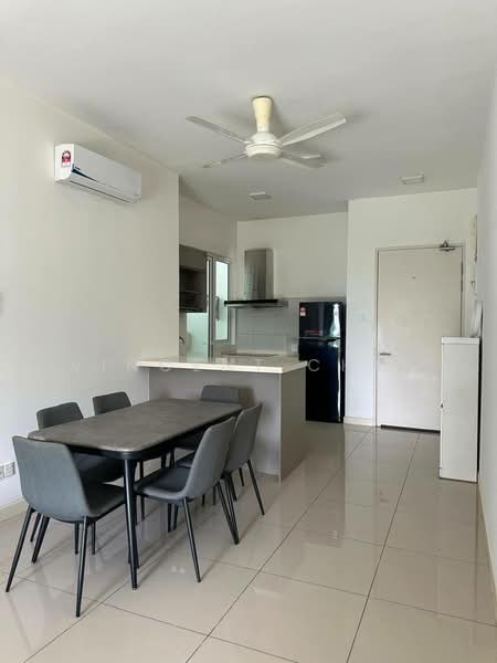 Servis Apartment untuk Disewa di Southbank Residence - Vincent Chye - Dining Room - PropertyGuru.com.my