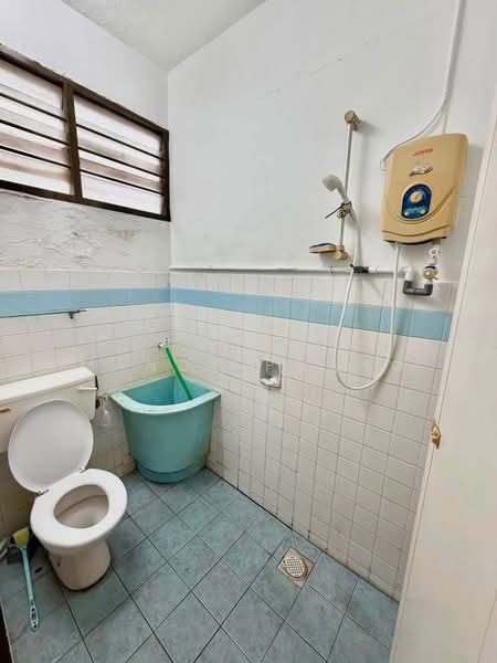 1-storey Terraced House for Rent in Ipoh (Perak) - Mandy Phang - Bathroom - PropertyGuru.com.my