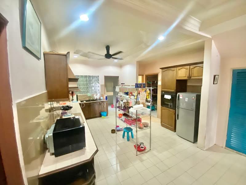 Rumah Teres 2 Tingkat untuk Dijual di Seksyen 8 (Shah Alam) - Mohd Nor Fahmi - PropertyGuru.com.my