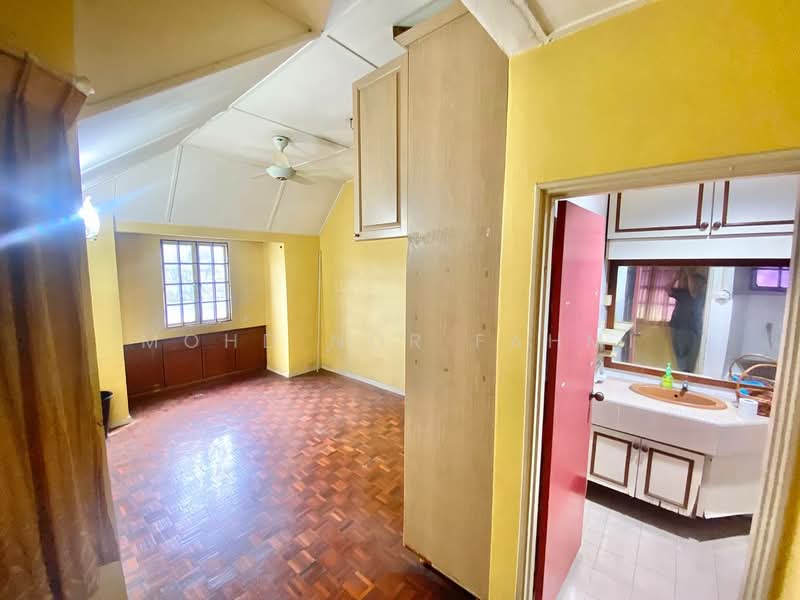 Rumah Teres 2 Tingkat untuk Dijual di Seksyen 8 (Shah Alam) - Mohd Nor Fahmi - PropertyGuru.com.my