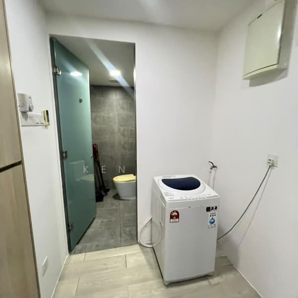 Service Residence for Rent at SkyPark @ Cyberjaya - Kent Lee - Bathroom - PropertyGuru.com.my