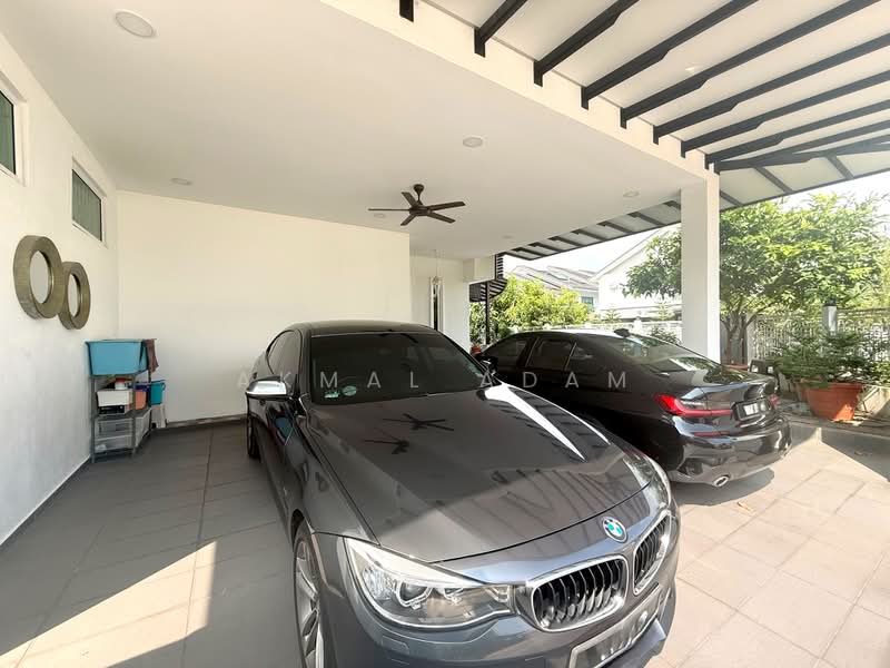 Rumah Teres untuk Dijual di Denai Alam (Shah Alam) - Akmal Adam - Car Park - PropertyGuru.com.my