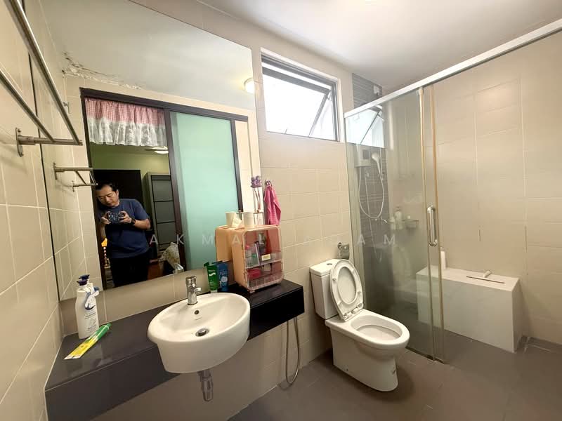 Rumah Teres untuk Dijual di Denai Alam (Shah Alam) - Akmal Adam - Bathroom - PropertyGuru.com.my