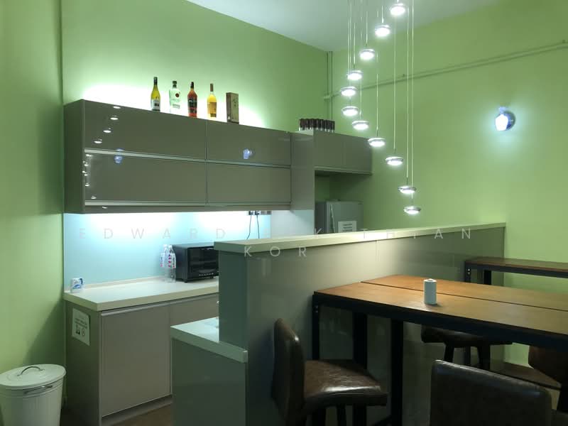 Kilang untuk Disewa di Kota Kemuning (Shah Alam) - Edward Pek Thian Kor - Kitchen - PropertyGuru.com.my