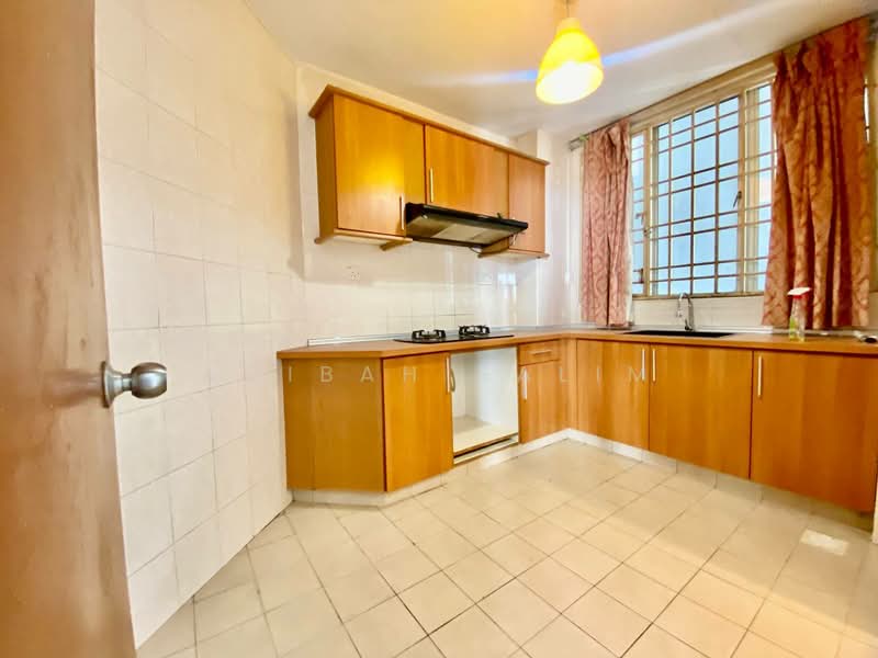 Condominium for Sale at Villa Wangsamas - Adibah Salim - Kitchen - PropertyGuru.com.my
