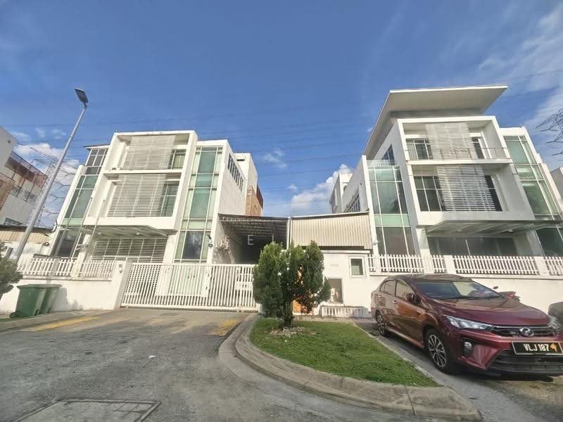 Kilang untuk Disewa di Segambut (Kuala Lumpur) - Angel Yew - Exterior - PropertyGuru.com.my